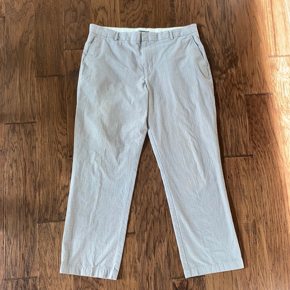 Men’s 38 grey Dockers khakis